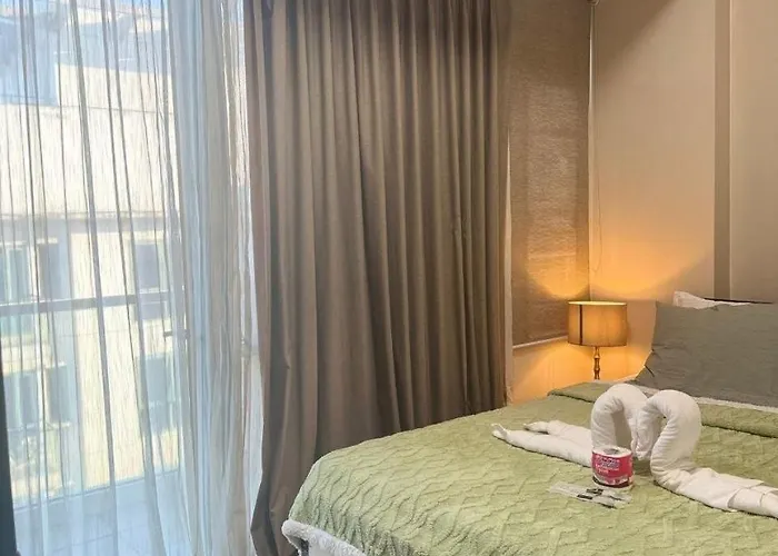 2 Bedroom Condotel At Newport City, Beside Naia T3 Manila