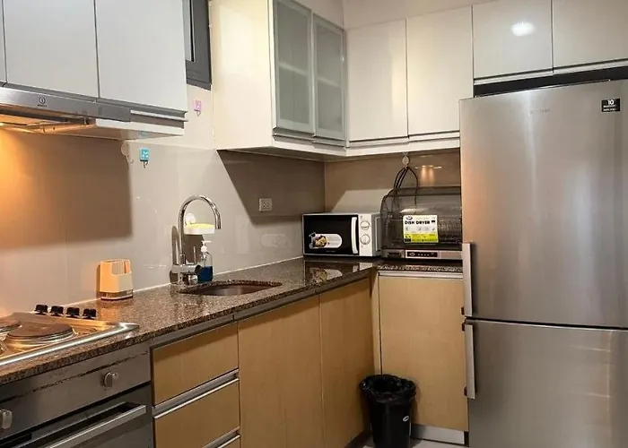 2 Bedroom Condotel At Newport City, Beside Naia T3 * Manila