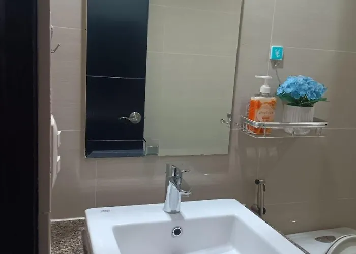 2 Bedroom Condotel At Newport City, Beside Naia T3