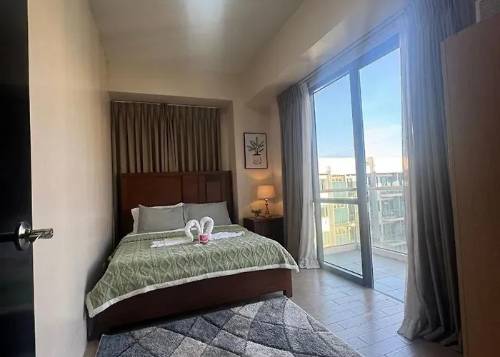 2 Bedroom Condotel At Newport City, Beside Naia T3